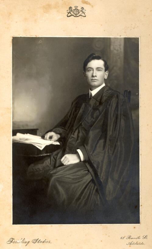 [Portrait of Evan R. Stanley, 1910] [picture]