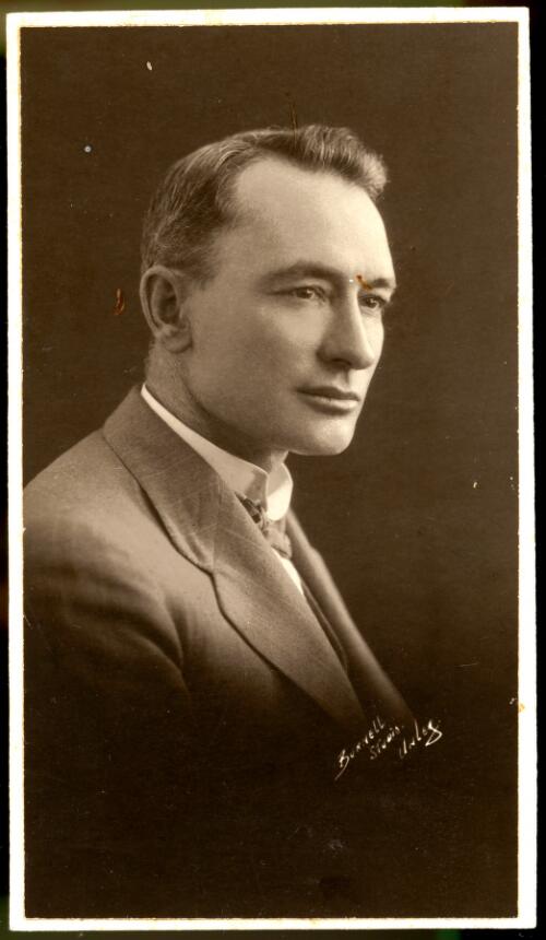 [Portrait of Evan R. Stanley, 1924] [picture]
