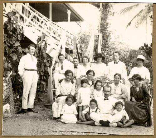 [Stanley family (and friends?), Port Moresby, New Guinea, ca. 1922] [picture]