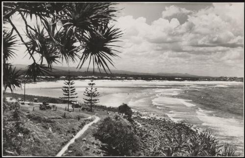 Beach at Burleigh Heads, Queensland / Frank Hurley