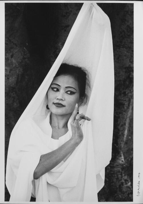 Portrait of Tina Yong, choreographer, 1993 [picture] / Lynkushka