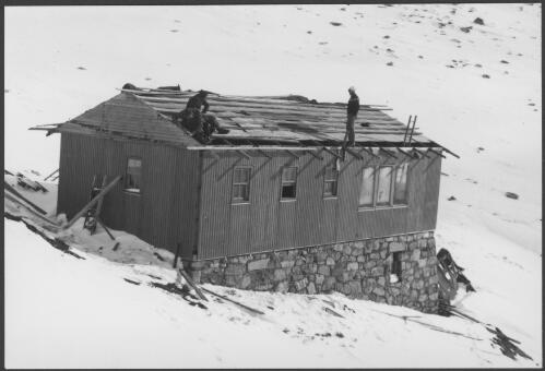 Albina ski lodge, April 1951 [picture]