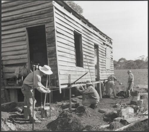 Gooandra Homestead about 1987, [2] [picture] / Jack Palmer