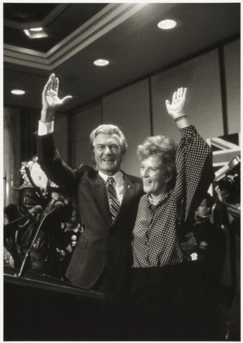 Bob and Hazel Hawke at the Hyatt Hotel after declaring victory, Melbourne, Victoria, 11th July 1987 [picture] / Andrew Chapman