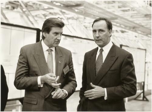 Paul Keating and Jeff Kennett at the Toyota factory at Altona, Victoria, 1995 [picture] / Andrew Chapman