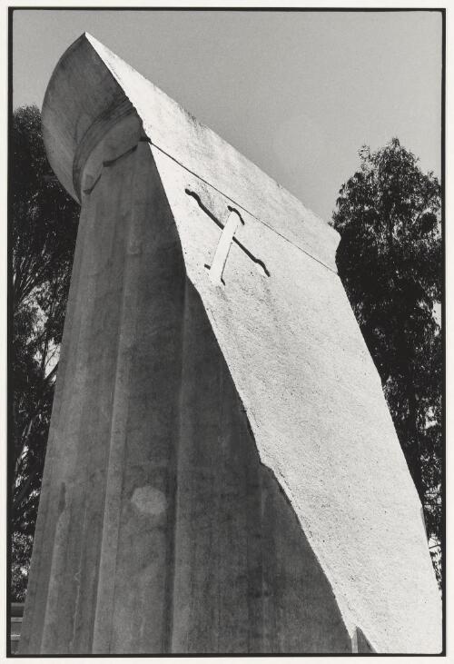 The Australian Hellenic Memorial on Anzac Parade, Canberra, Australian Capital Territory, 1998 [picture] / Jon Rhodes