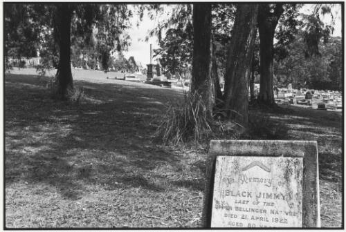 Grave of Black Jimmy, Gumbainggir elder, Bellingen, New South Wales, 2003, 2 [picture] / Jon Rhodes