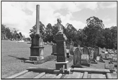 Cemetery at Bellingen, New South Wales, 2003, 3 [picture] / Jon Rhodes