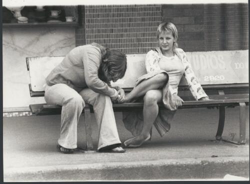 Girls in the street, Wagga Wagga, New South Wales, ca. 1975 [picture] / Bruce Howard