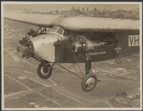 Southern Moon plane VH-UMI in flight, ca. 1929 [picture] / J. T. Harrison