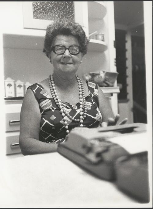 Ruby Robinson, AM, MBE, West End, Queensland, ca. 1975, 1 [picture] / Bruce Howard