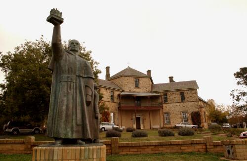 Statue of Edmund Rice by Tom Bass in the grounds of the St. Patrick's Campus, Trinity Catholic College, Goulburn, New South Wales, 2003 [picture] / Loui Seselja