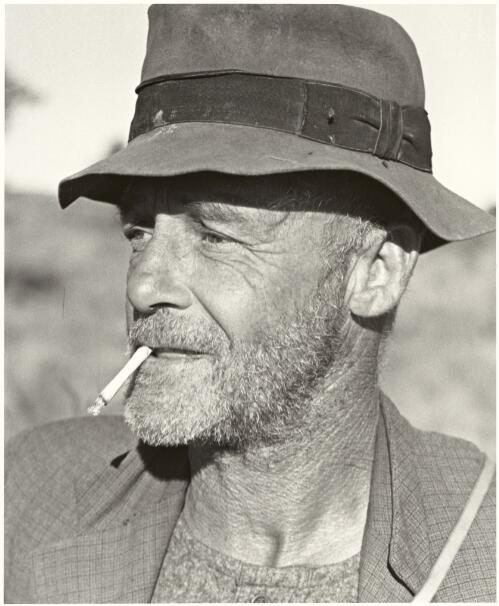 Portrait of a teamster, Canning Stock Route, Western Australia, 1942 [picture] / Axel Poignant