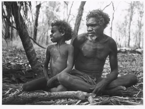 Teaching the lore, Liverpool River Region, Arnhem Land, Northern Territory, 1952 [picture] / Axel Poignant
