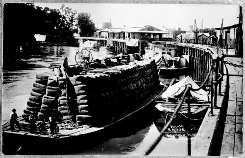 Wool barge, Echuca wharf [picture]