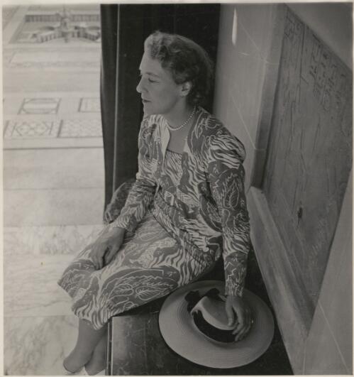 Portrait of Maie Casey, Cairo[?], ca. 1942 [picture] / Cecil Beaton