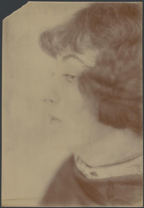 Close up portrait of Pixie Herbert in profile, ca. 1923 [picture]