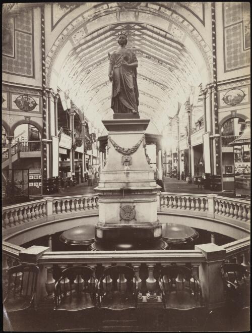 Statue of Queen Victoria in the Sydney International Exhibition, ca. 1879 [picture] / Richards & Co
