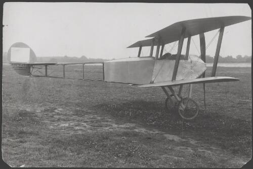 Side view of a Sopwith Tabloid Scout biplane on a field, 1914 [picture]