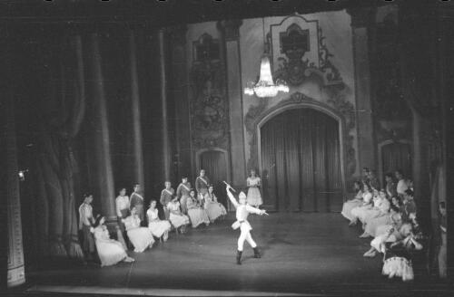 Dancers from the Original Ballet Russe in Graduation Ball, Theatre Royal, Sydney, September 1940, 5 [picture] / Ivan Repin