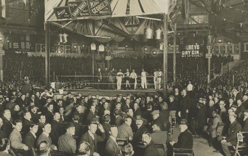 [Dave Smith versus Jerry Jerome, Sydney Stadium, 19 April 1913] [picture] / Brand