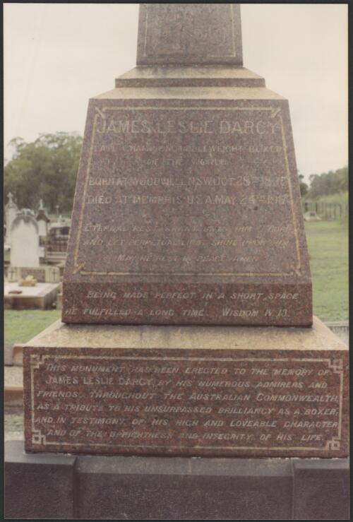 Inscription on the gravestone for James Leslie Darcy, East Maitland cemetary, New South Wales [picture]