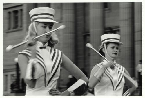 Marching girls, Sydney, 1962 [picture] / Jeff Carter