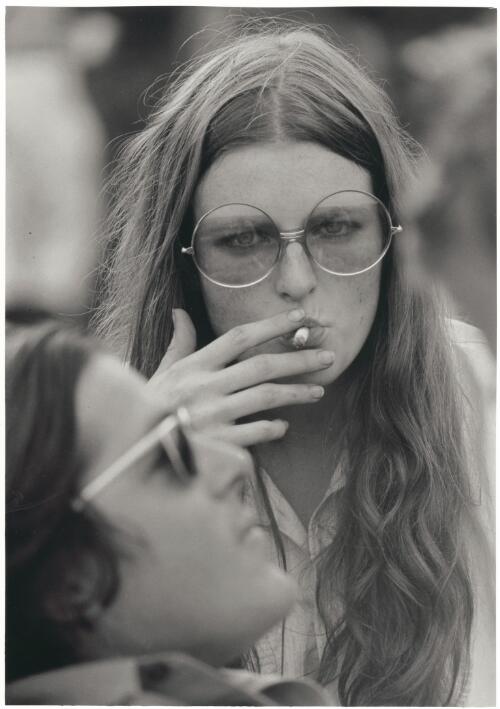 Sixties poseurs, Foxground, 1967 [picture] / Jeff Carter