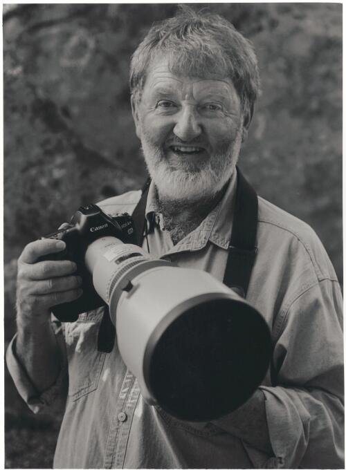 Jeff with f1.8, 200mm lens, Foxground, 1997 [picture] / Jeff Carter