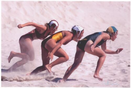 Flag racers, Gold Coast, 1998 [picture] / Jeff Carter