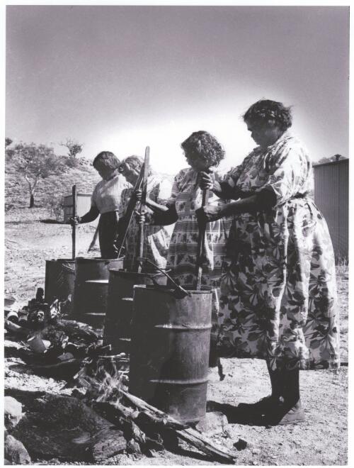 Soap making, Banka Banka Station, Northern Territory, c.1963 [picture] / Jeff Carter