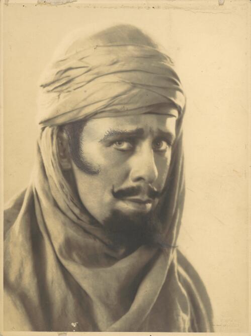 [Portrait of Herbert Browne as Sid El Kar in The desert song, ca. 1928, 3] [picture] / Broothorn Studios, Melbourne