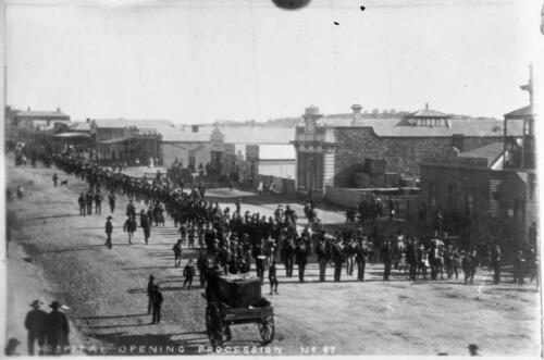 Hospital opening procession [Broken Hill, New South Wales] [picture]