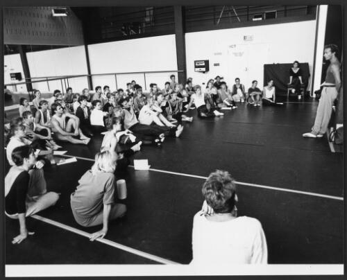 Graeme Murphy addresses the dancers on the first day of rehearsal for Vast, 1988 [picture] / Branco Gaica