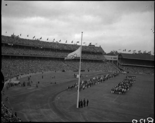 Closing ceremony, Olympic Games, Melbourne, 8 December 1956 [picture]