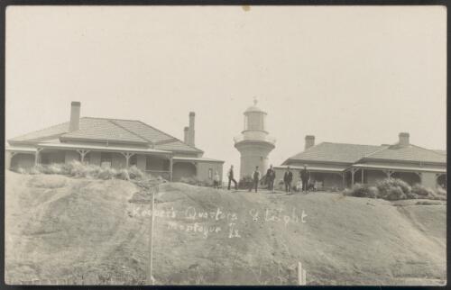 Keepers quarters and lighthouse, Montague Island [picture]
