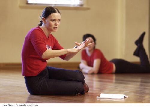 Paige Gordon teaching at Buzz Dance Theatre studios, Perth, 2002 [picture] / photography by Jon Green