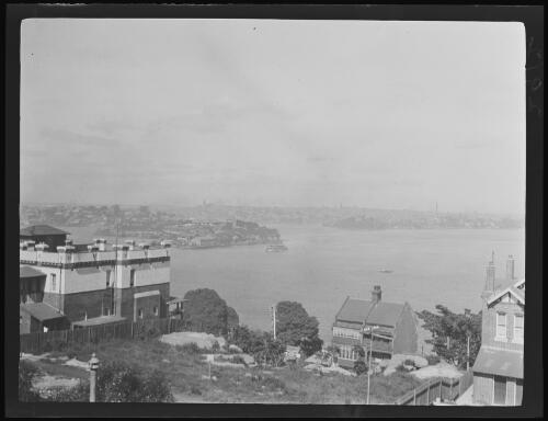 Buildings at McMahon's Point on the shore of Sydney Harbour, Sydney, 1920 / Michael Terry