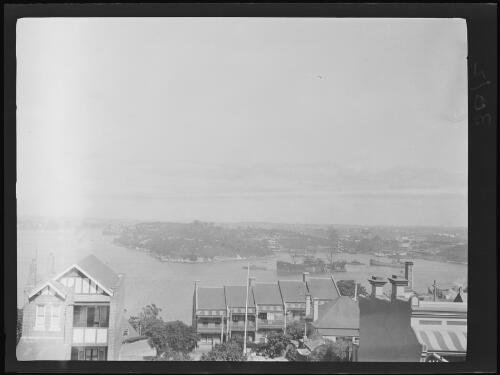 Terrace houses and other residences at McMahon's Point, Sydney, 1920 / Michael Terry