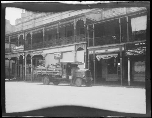 New State Transport company vehicle No. 1 loaded and ready to depart for Glen Innes, Grafton, 1921 or 1922 / Michael Terry