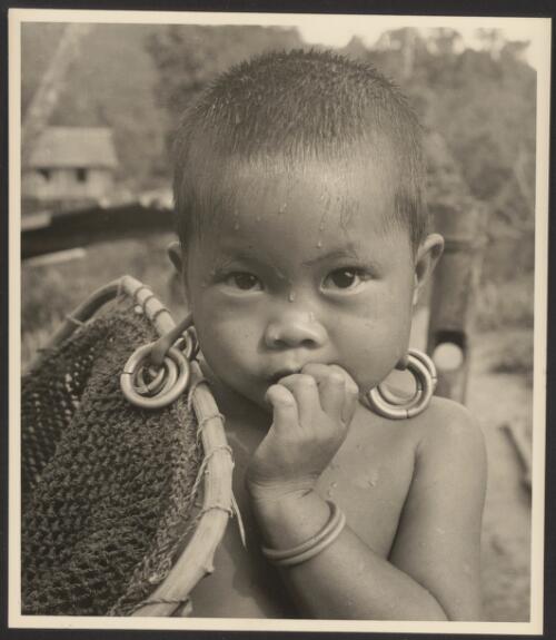 A Kelabit child, Sarawak, ca. 1950 [picture] / Hedda Morrison