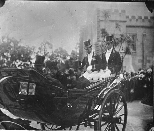 [The Duke & Duchess of Cornwall & York in an open carriage proceeding to the Government House, Sydney, May 1901] [transparency]
