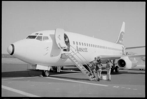 Ansett Boeing 737-277, opened for inspection at Coolangatta airport opening (Eric Robinson Terminal), 1 July 1981 [picture] / Ray Sharpe