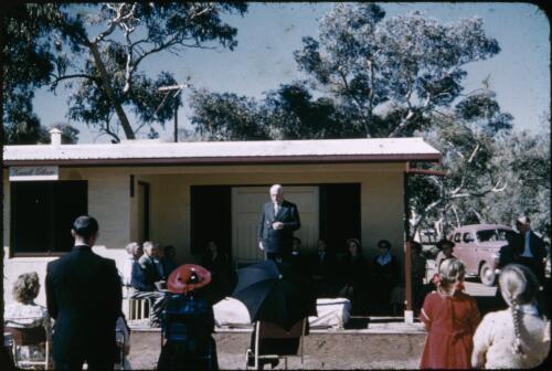 Prime Minister Robert Menzies opening the Australian Inland Mission Old Timers' homes, Alice Springs, Northern Territory, 1954 [transparency] / Victor Murrell