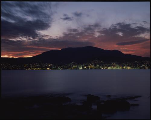 Sunset on Mount Wellington, Hobart, Tasmania, 1987, 1 [transparency] / Peter Dombrovskis