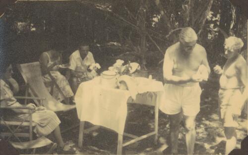 Picnic lunch at Saiho, Dr. H. Gilbie-Brown & Med Asst [i.e.Medical Assistant] W. Race, [1951] [picture] / Albert Speer