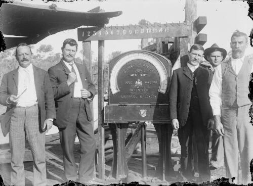 Blair Athol Coal and Timber personnel at weighbridge, Blair Athol near Clermont, Queensland, ca. 1915 [picture] / Gordon Cumming Pullar
