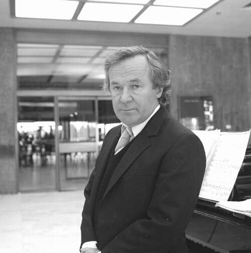 Collection of photographs of composer Keith Humble at the National Library of Australia, 1985 [picture] / Kate Hodge