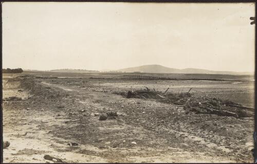 [Washed out railway bridge, Molonglo River, Canberra, 1] [picture]