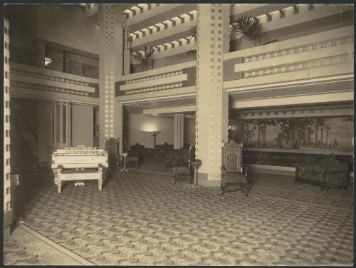Interior view of Capitol Theatre, Swanston Street, Melbourne, Victoria, 1924, [1] [picture] / [Walter Burley Griffin]